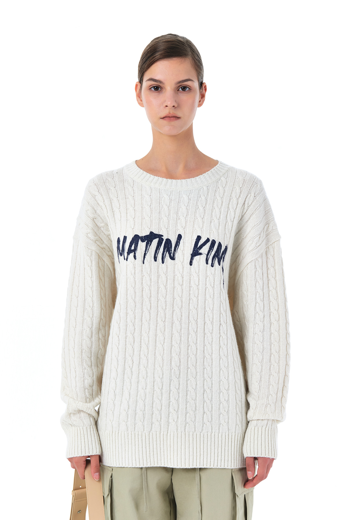 PAINTING LOGO CABLE PULLOVER IN IVORY