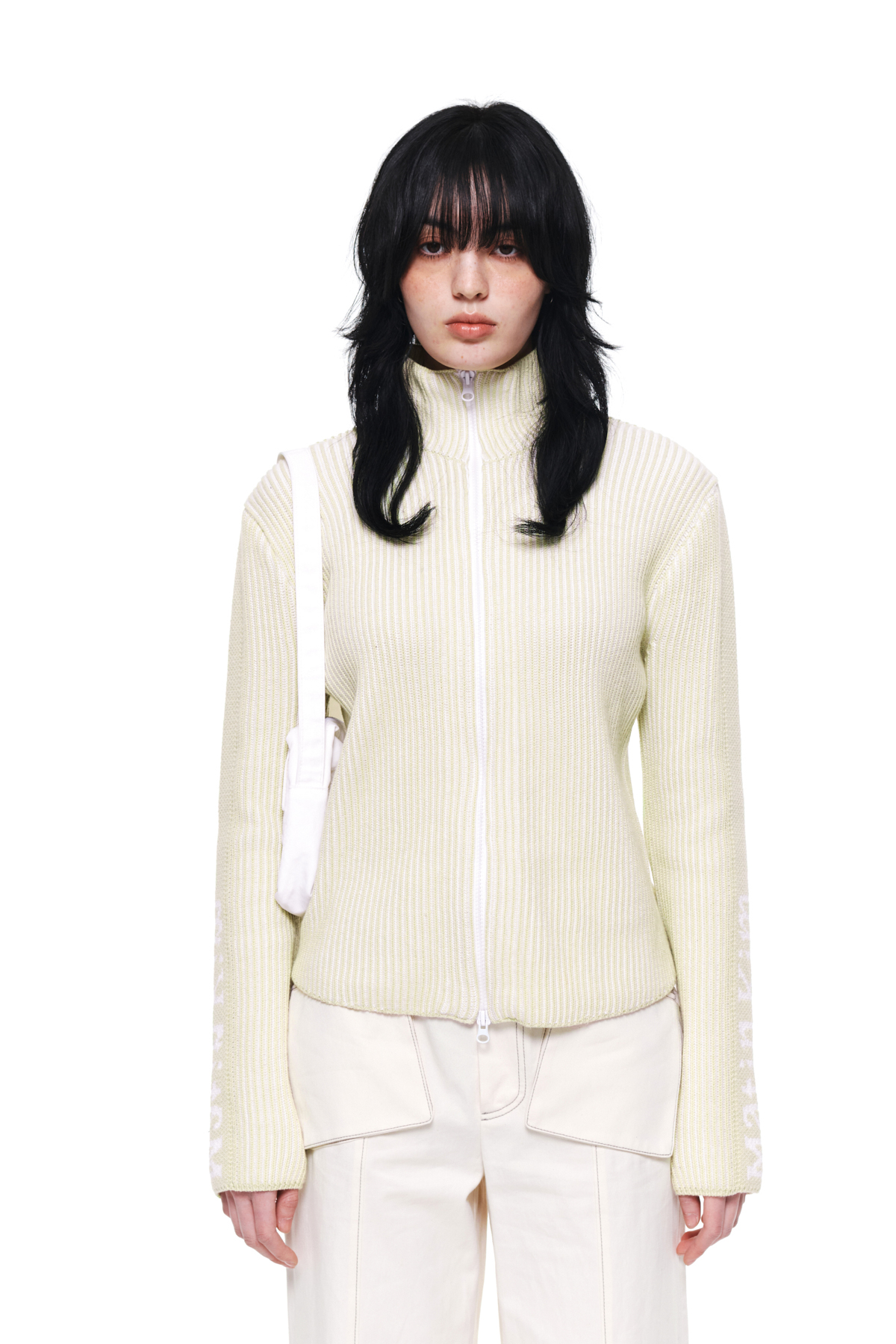 SLEEVE POINT ZIP UP CARDIGAN IN IVORY